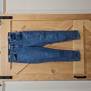 Levi Strauss | "721" High Rise Skinny Jeans | Size 32